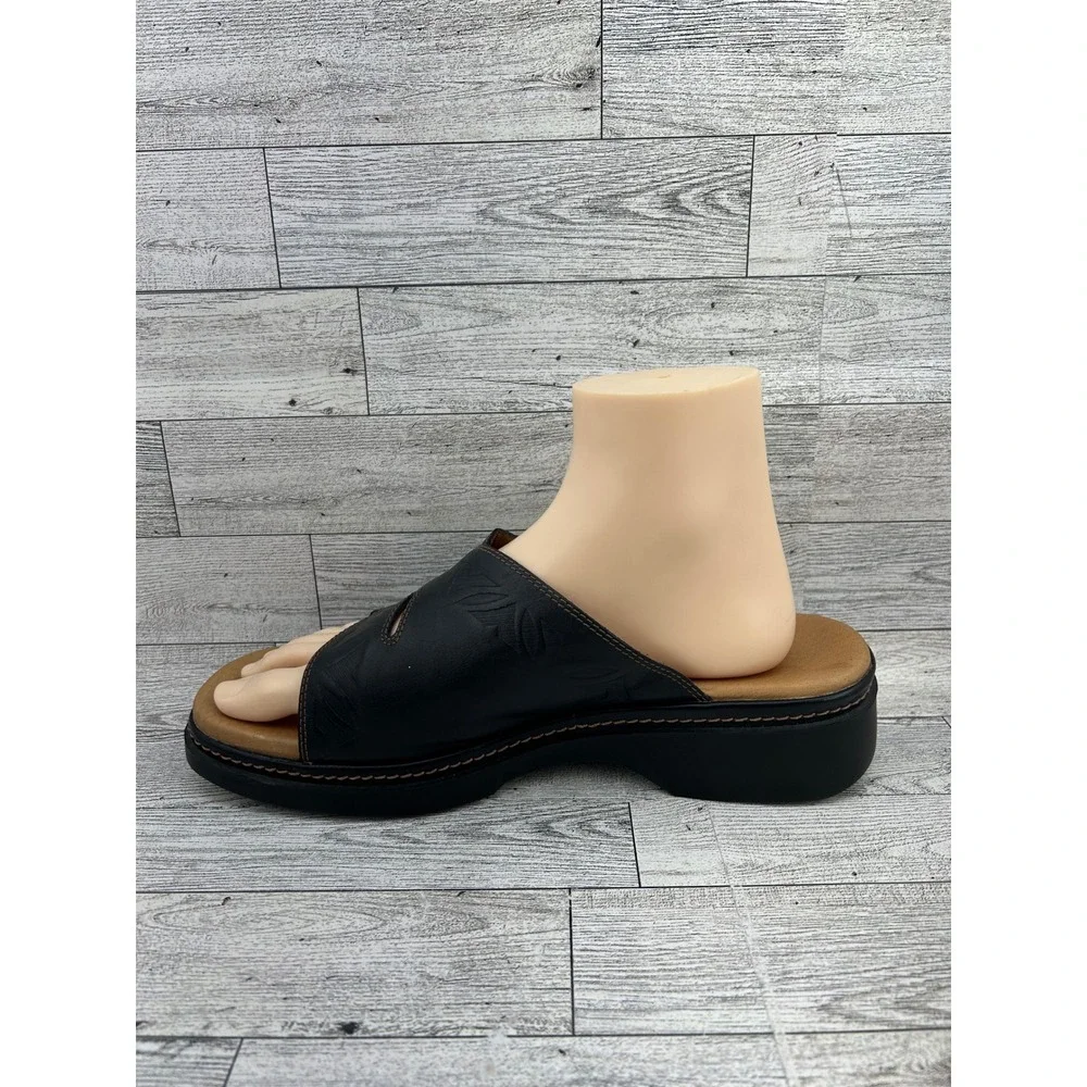 Clarks Black Leather Embossed Floral Wedge‎ Slide Sandals Women 10M